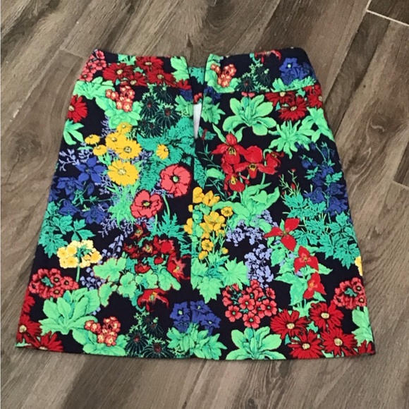 Talbots petites Skirt 6p - Picture 2 of 4